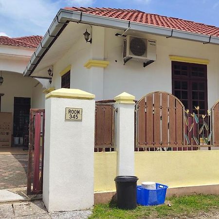 Room 345 Kota Bharu Eksteriør billede
