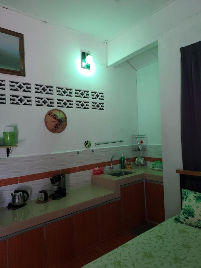 Room 345 Kota Bharu Eksteriør billede