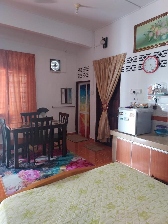 Room 345 Kota Bharu Eksteriør billede