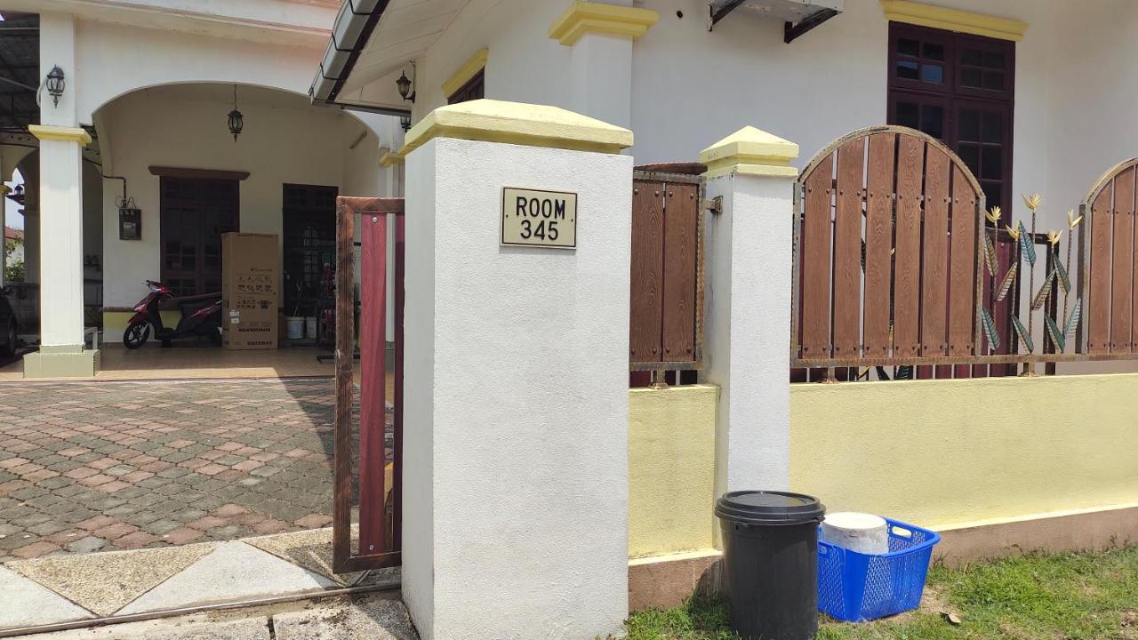 Room 345 Kota Bharu Eksteriør billede