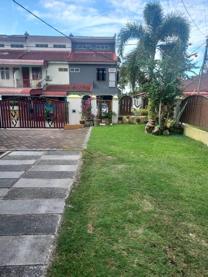 Room 345 Kota Bharu Eksteriør billede